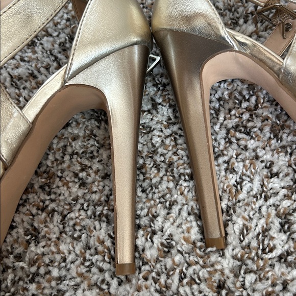 Nine West Metallic Gold Heels - Picture 17 of 17